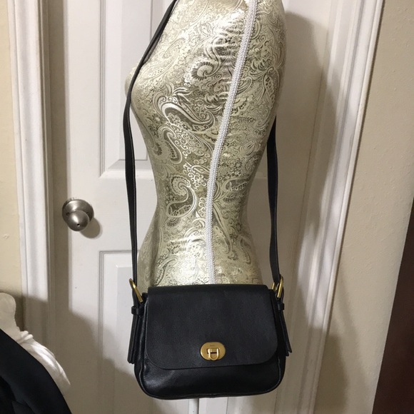 Fossil leather crossbody bag with adjustable strap and aged bronze hardwa. NWOT - Picture 2 of 10
